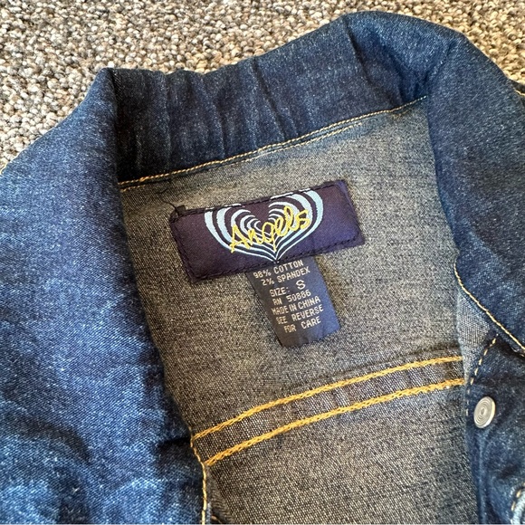 Cropped Jean jacket - Picture 2 of 3